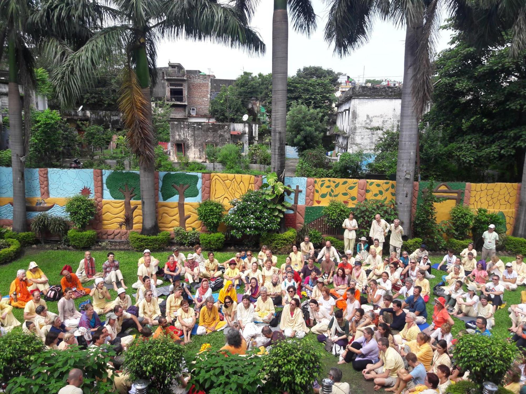 Hotel Neeraj Bhawan- Triveni Ghat Rishīkesh Eksteriør bilde